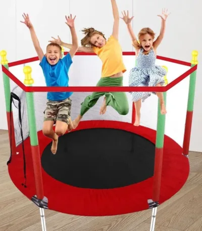 dečija trambolina sa mrežom – mini igraonica za bezbednu zabavu kod kuće