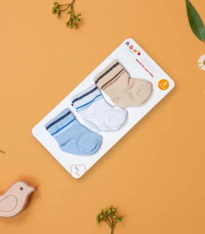 set muških bebi čarapica – 3 para sp3