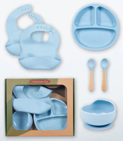 silikonski set za jelo za bebe – 5 delova plava